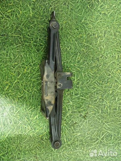 Домкрат Hyundai Santa Fe кроссовер 2.4 G4JS 2001