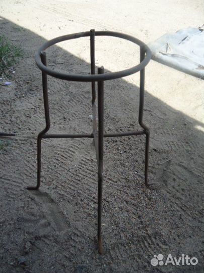 Продам подставку под казан