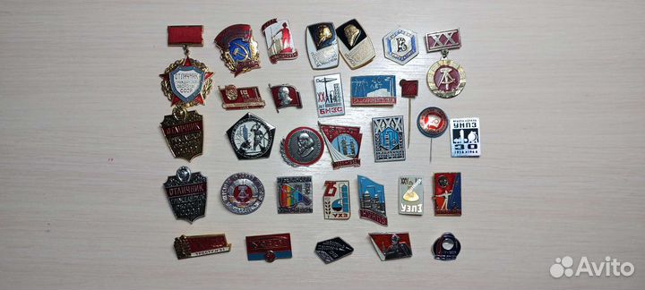 Значки СССР Химическая промышленность. Отличники