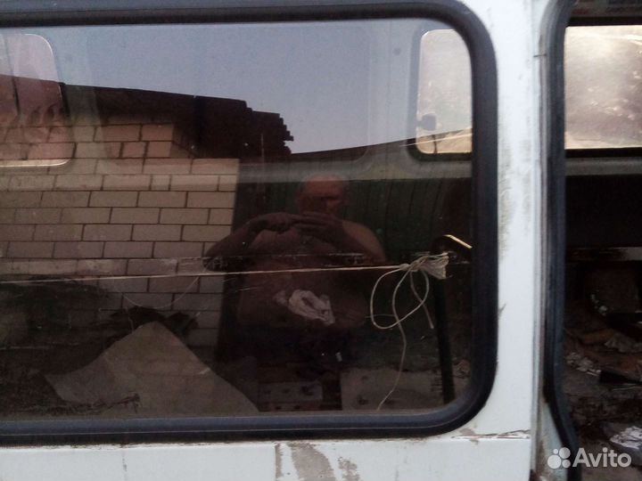 Заднее стекло Ваз 2110 и газель