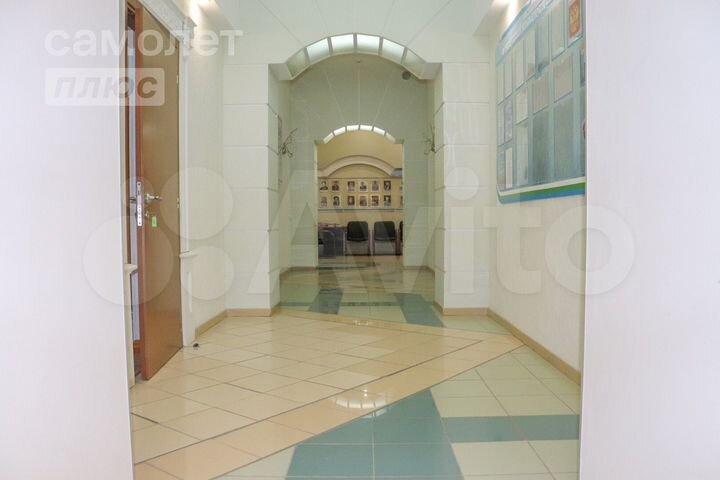 Продам помещение свободного назначения, 1560 м²