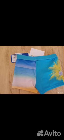 Новые купальные плавки для мальчика р.98