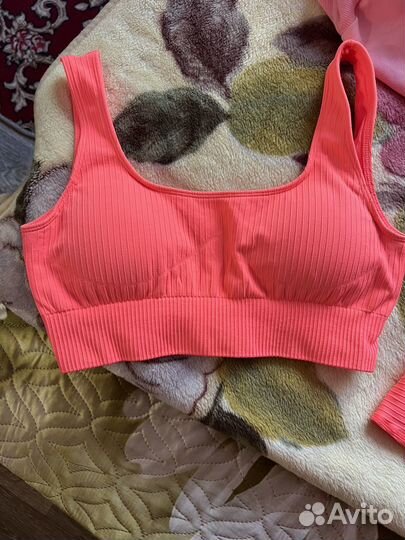 Костюм для йоги и фитнеса