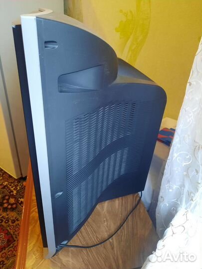 Телевизор samsung