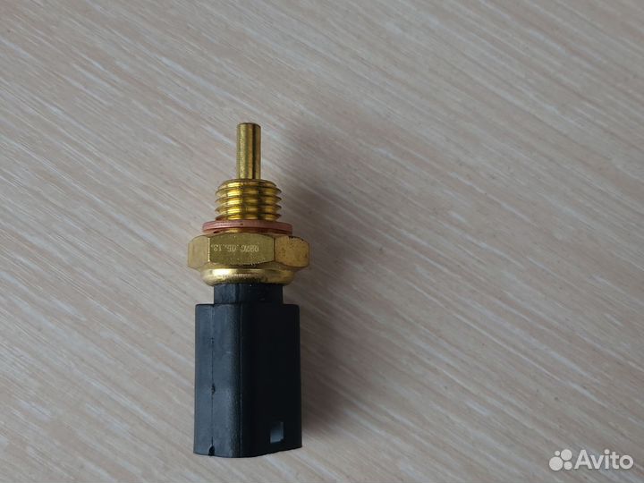 Датчик температуры охлаждающей жидкости Рено