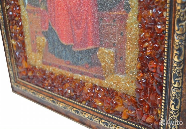 Икона в янтарной обсыпке 