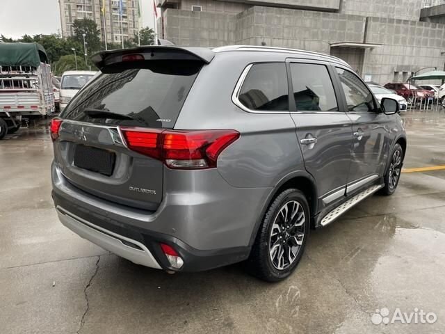 Mitsubishi Outlander 2.4 CVT, 2019, 83 300 км