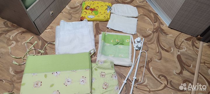 Бортик, балдахин, держатель балдахина