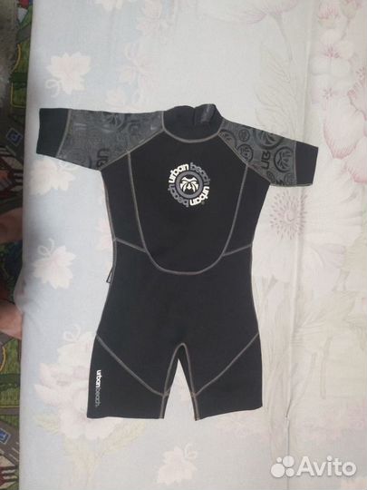 Гидрокостюм