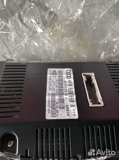 Панель приборов Audi A6 C6 4F