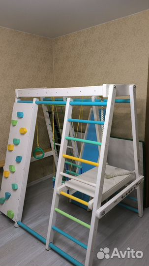 Детская спортивная стенка