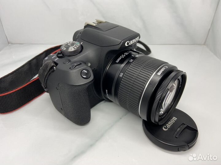 Зеркальный фотоаппарат Canon 2000D + 18-55mm