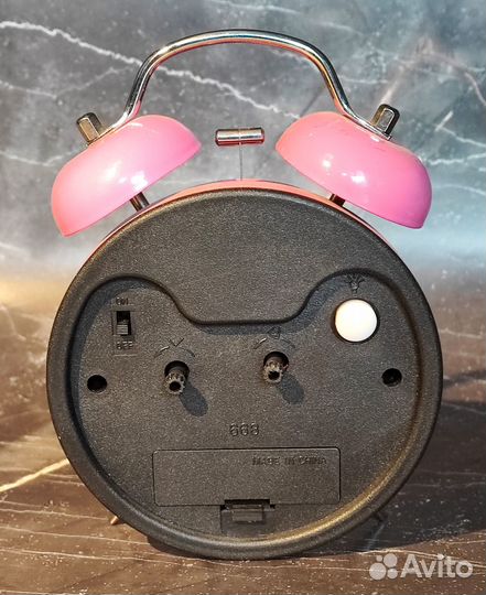 Будильник розовый
