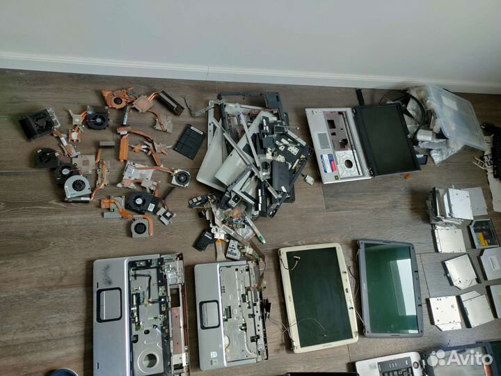 Запчасти от ноутбуков