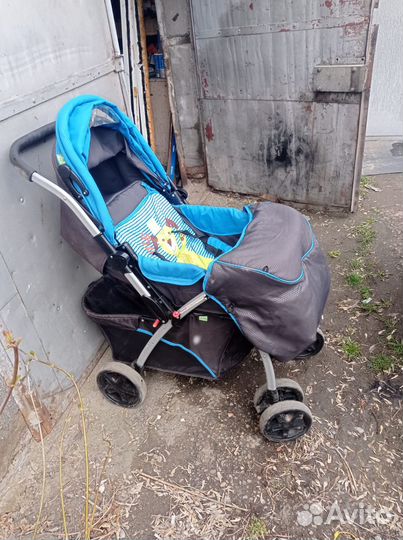 Прогулочная коляска