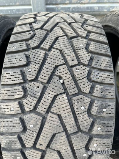 Pirelli Ice Zero 255/35 R20 97H