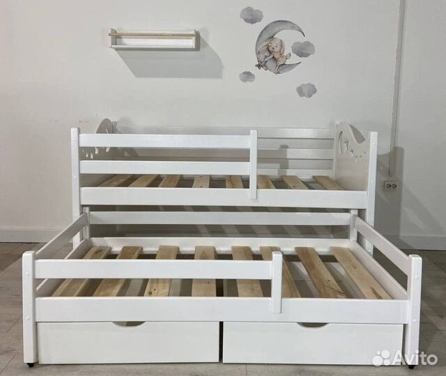 Детская двухъярусная выдвижная кровать