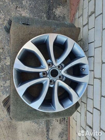 Диск R17 Nissan