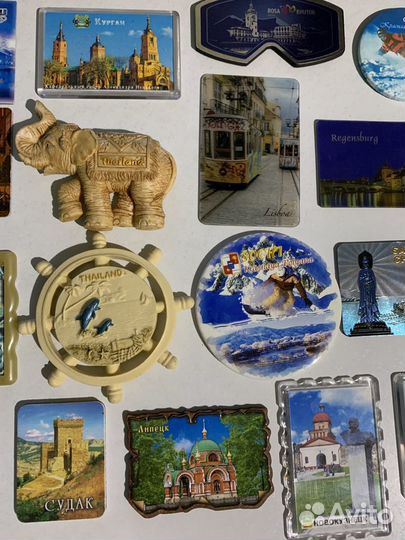 Магниты на холодильник из разных стран и городов