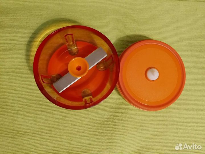 Tupperware измельчитель новый