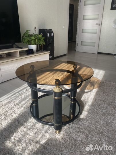 Стол стеклянный