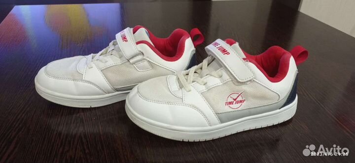 Кроссовки на мальчика