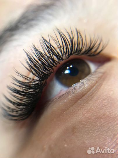 Обучение наращиванию ресниц