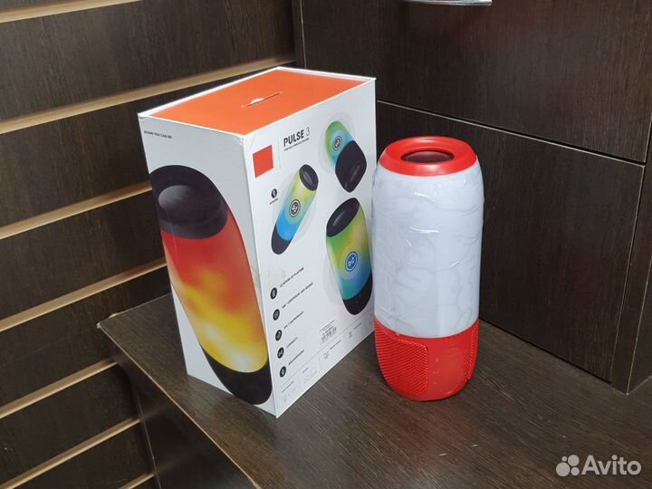 Блютуз колонка беспроводная светится