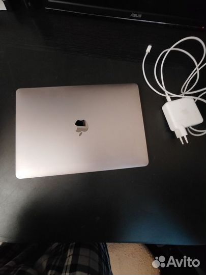 Macbook pro 13 inch 2020 a2289