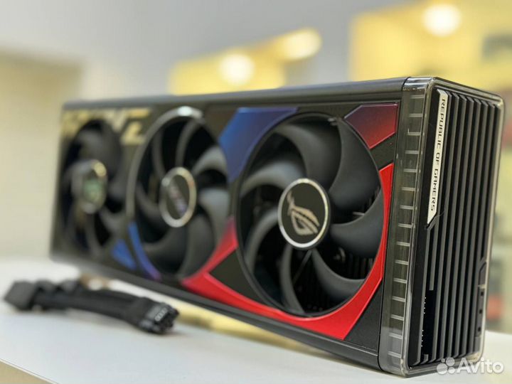 Видеокарта asus GeForce RTX 4080 ROG Strix