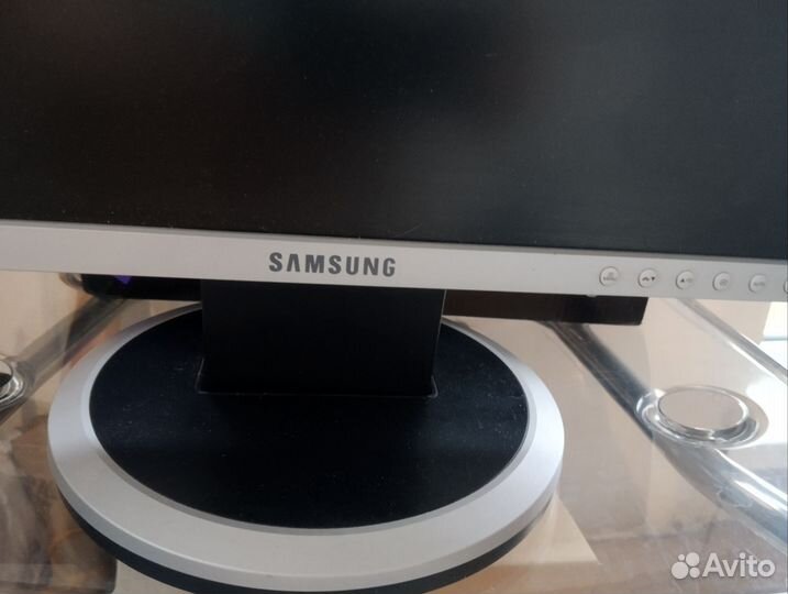 Монитор Samsung syncmaster 940N