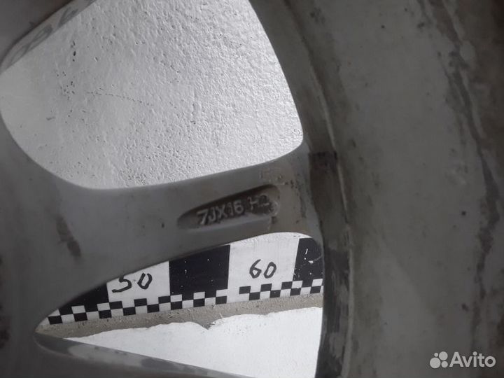 Диск колеса литой BMW 3er F30 R16