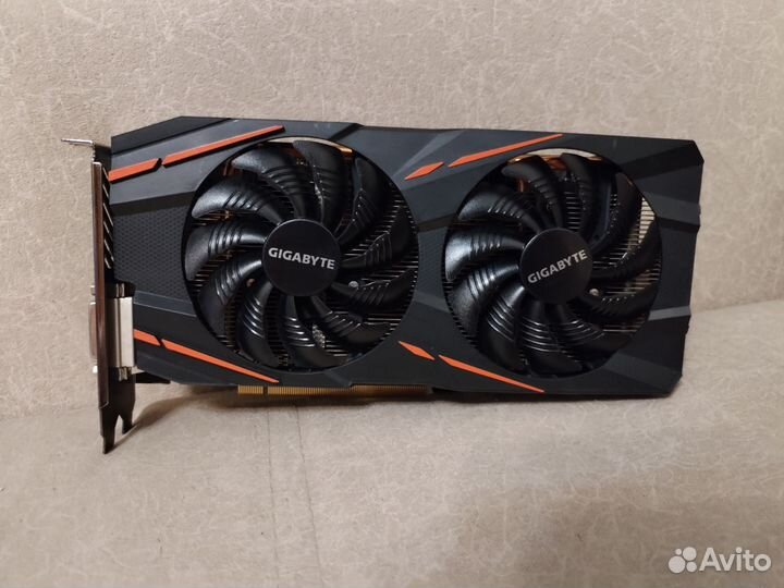 Видеокарта rx580 8Gb gigabyte
