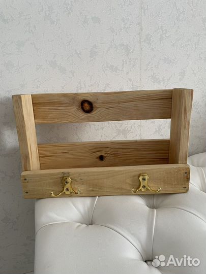 Полка из дерева
