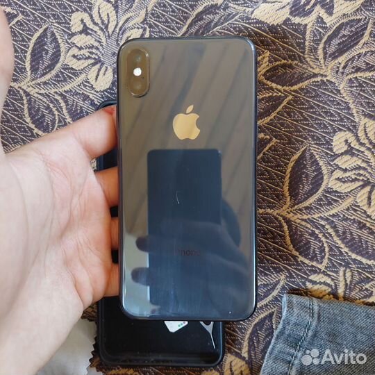 iPhone X, 64 ГБ