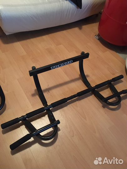 Турник настенный 3 в 1 бу