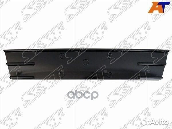 Решетка в бампер ford kuga 12-17 ST-FDK2-000G-0