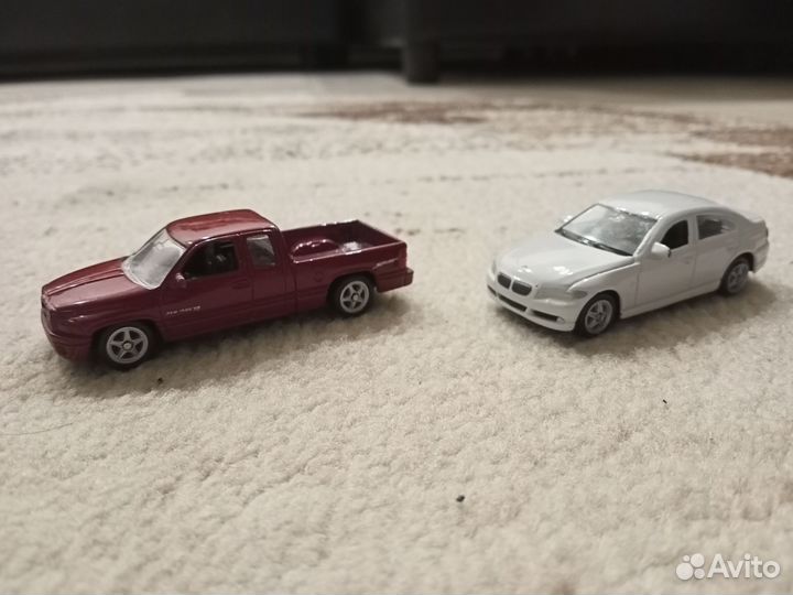 Welly BMW 330i и Dodge Ram