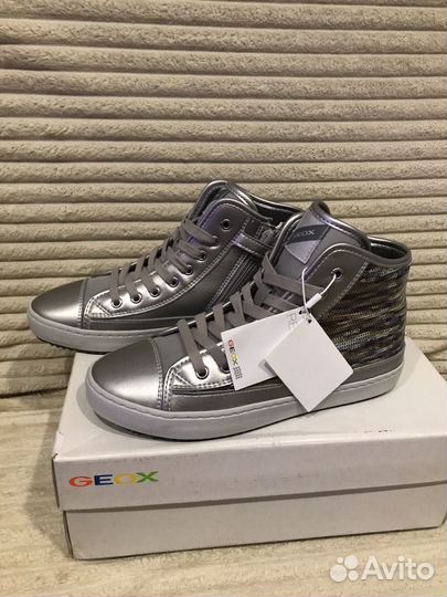 37р Новые высокие кеды Geox