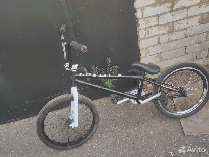 Велосипед BMX