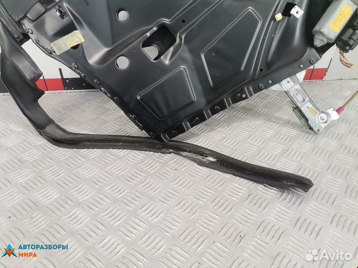 Стеклоподъемник электрический задний левый Audi A8