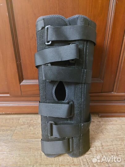 Ортез на коленный сустав