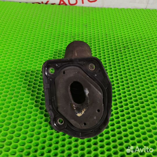 Кожух рулевой колонки Cadillac Escalade GMT800