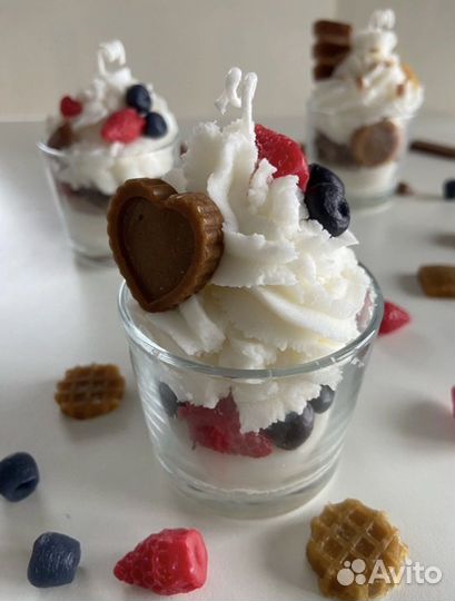 Свечи на торт и в подарок