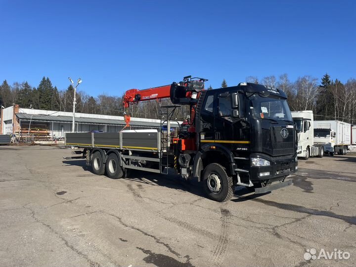 FAW CA3250P66K2T1E5 с КМУ, 2024