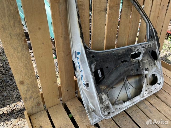 Дверь передняя левая Peugeot Partner M59 1.4 2010