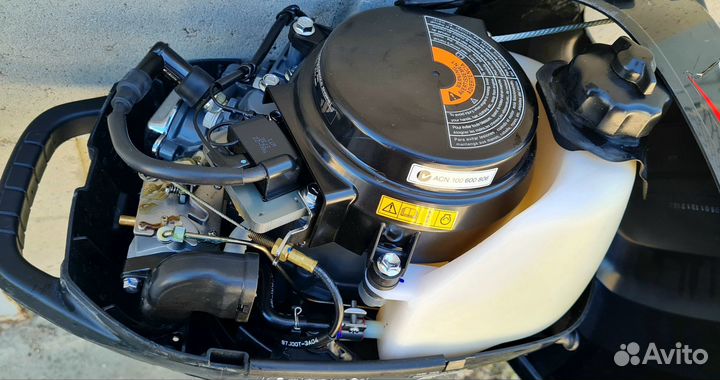 Лодочный мотор Suzuki DF2.5, 4-х тактный