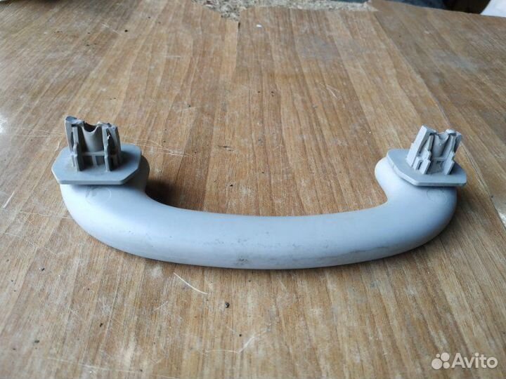 Ручка потолочная передняя левая Ford Focus 1 1.8