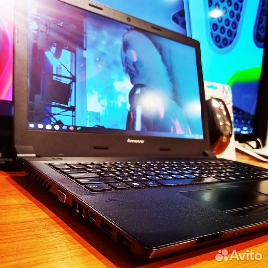 Lenovo SSD120+300gb 10GB I5 2.3 AMD