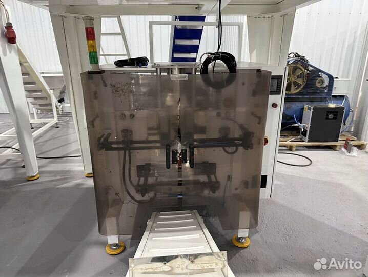 Упаковочный станок / Фасовочный аппарат